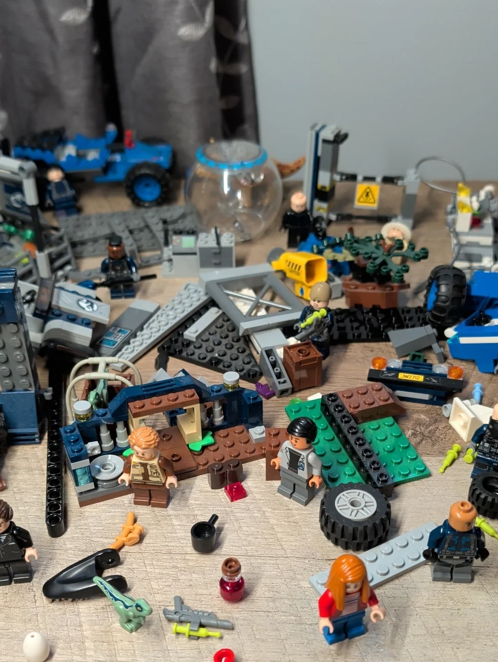Lego Jurassic World GIANT Lot!! Now Includes Jurassic World Mansion!